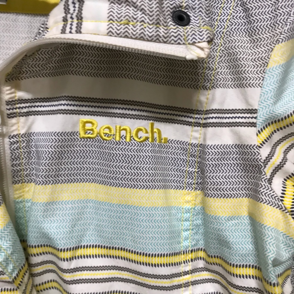 Bench Jacket - Picture 2 of 6
